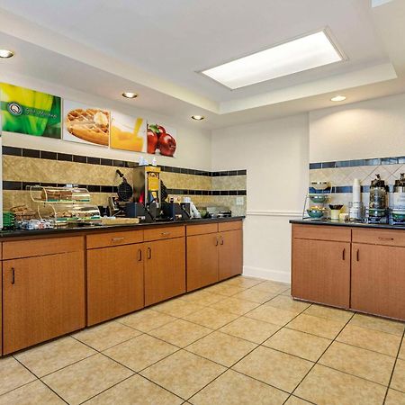 Quality Inn & Suites Nrg Park - Medical Center Houston Esterno foto