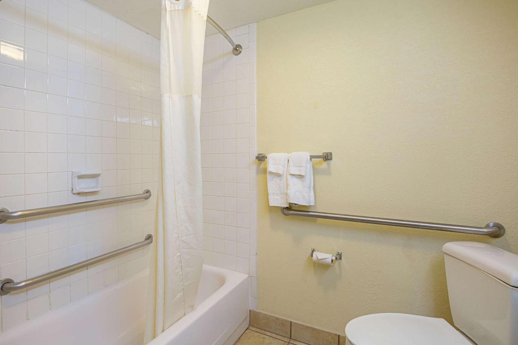 Quality Inn & Suites Nrg Park - Medical Center Houston Esterno foto