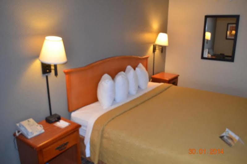 Quality Inn & Suites Nrg Park - Medical Center Houston Esterno foto