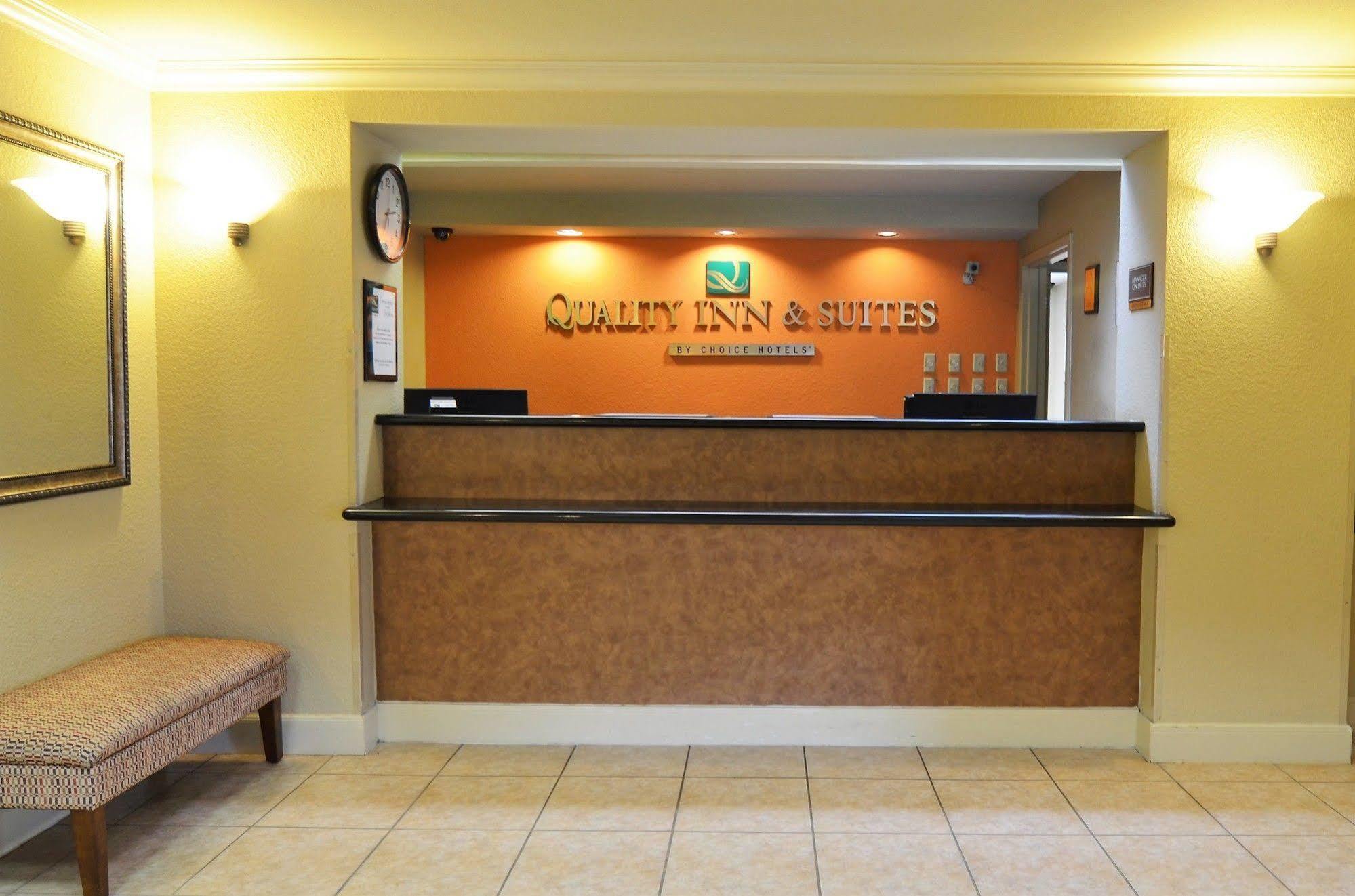 Quality Inn & Suites Nrg Park - Medical Center Houston Esterno foto